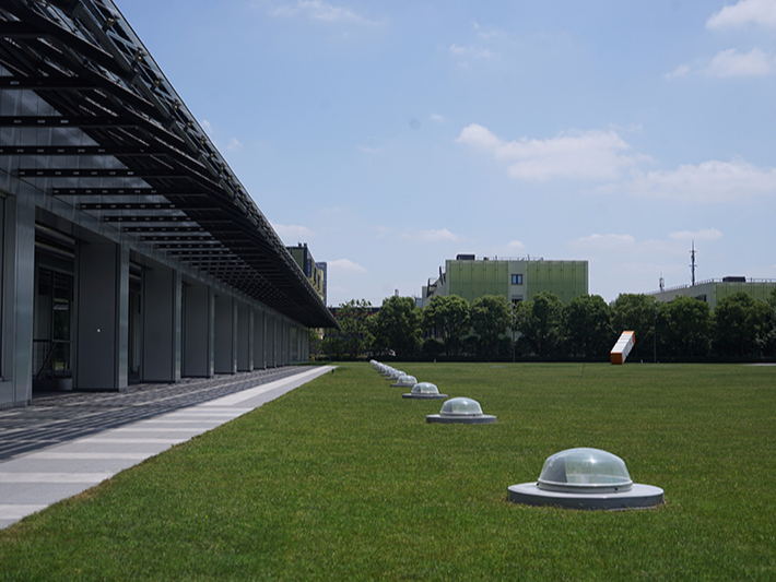 有了索樂圖導(dǎo)光管采光系統(tǒng)，這處建筑獲得LEED鉑金綠色建筑認(rèn)證